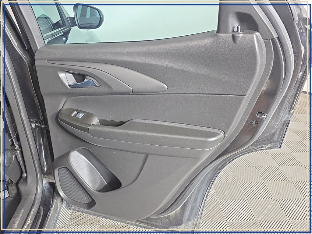 Certified 2023 Chevrolet TrailBlazer LS FWD image 36