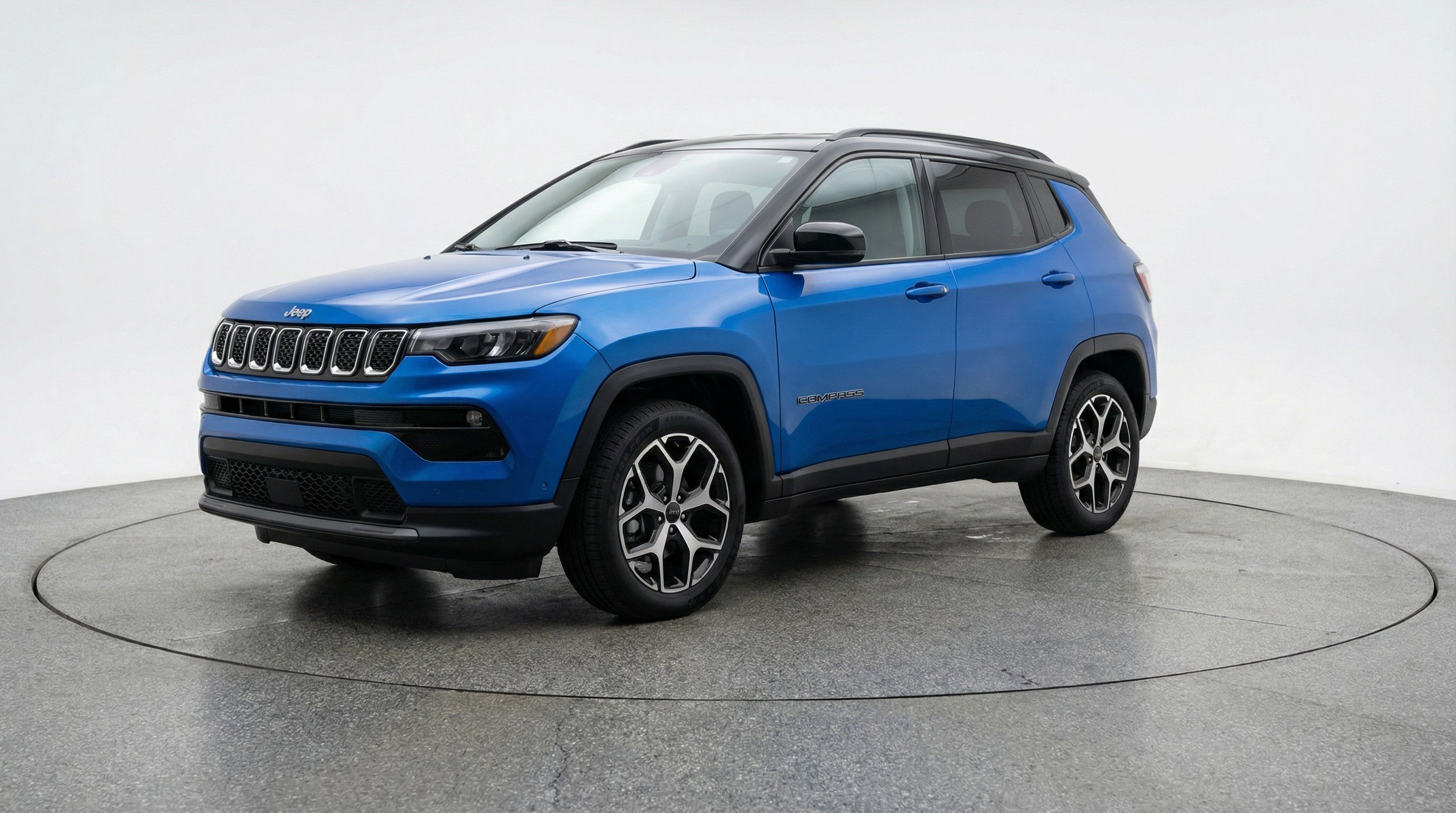 Used 2025 Jeep Compass Limited AWD/4WD image 3