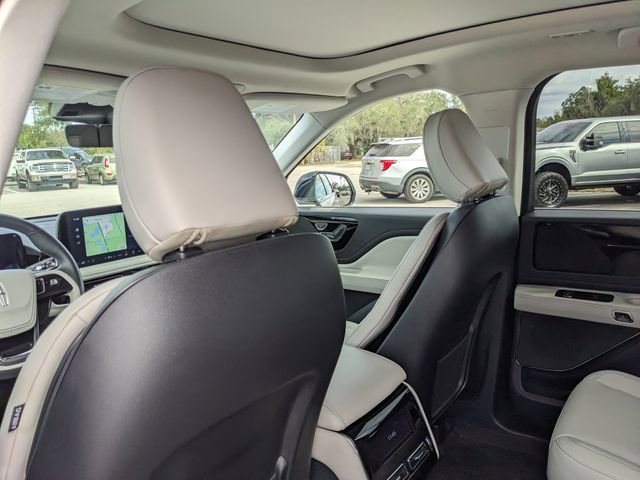 Used 2025 Lincoln Aviator AWD image 20