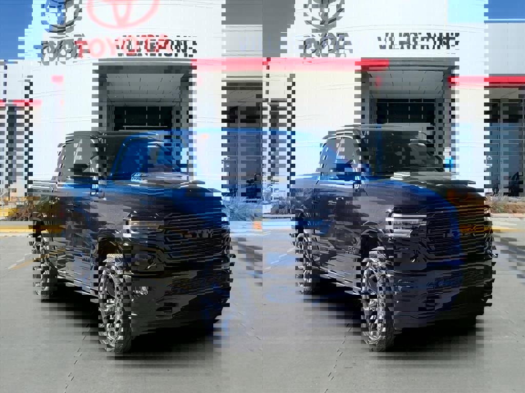 Used 2023 RAM 1500 Limited image 3