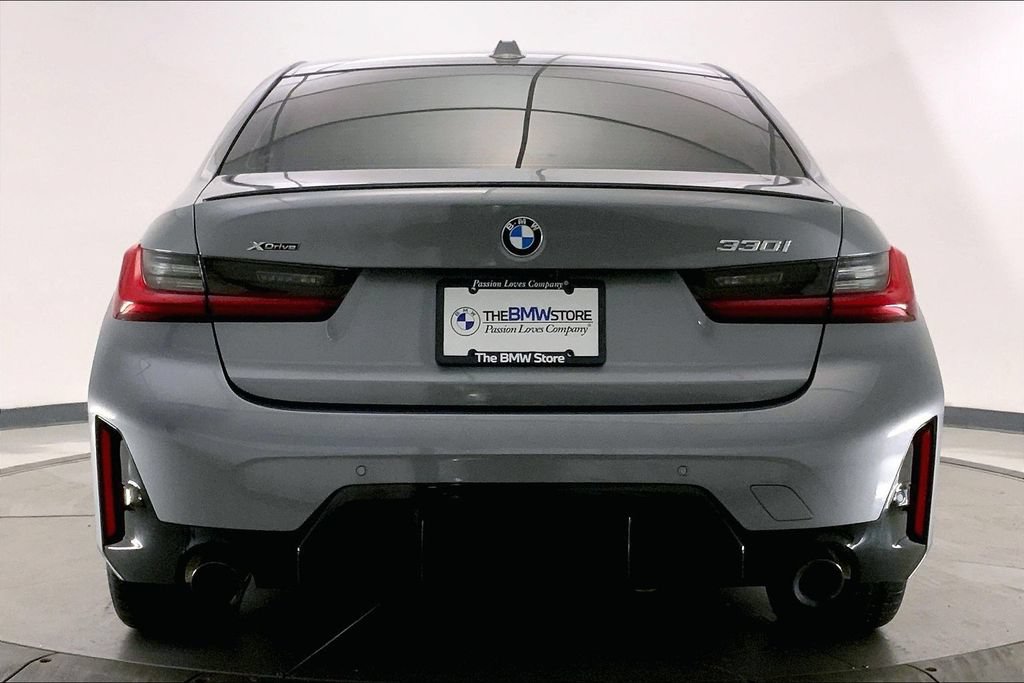 Used 2024 BMW 330i xDrive Sedan w/ M Sport Package AWD/4WD image 3