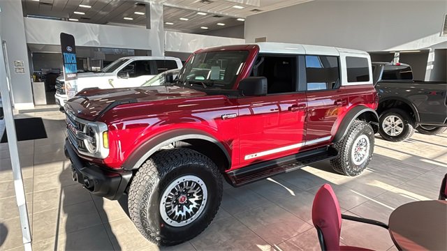 New 2026 Ford Bronco Outer Banks w/ Sasquatch Package image 2