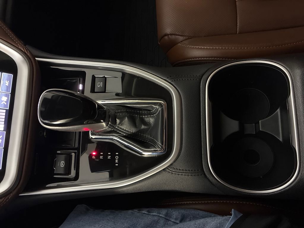 Used 2023 Subaru Outback Touring XT image 32