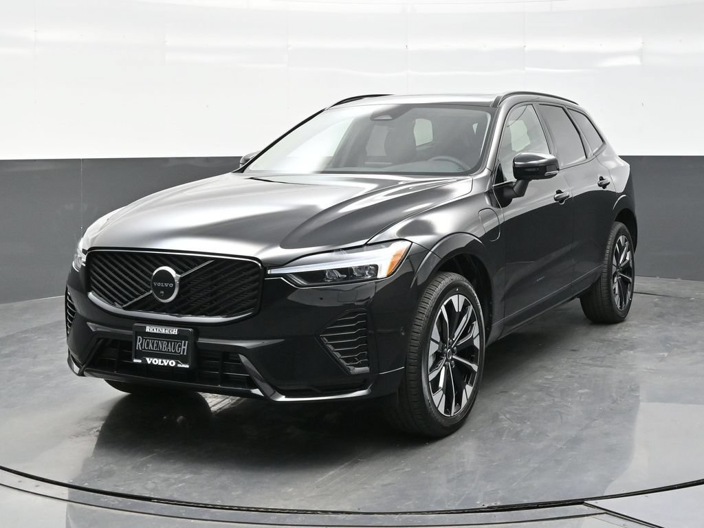 New 2026 Volvo XC60 T8 Plus w/ Climate Package PRO AWD/4WD image 2