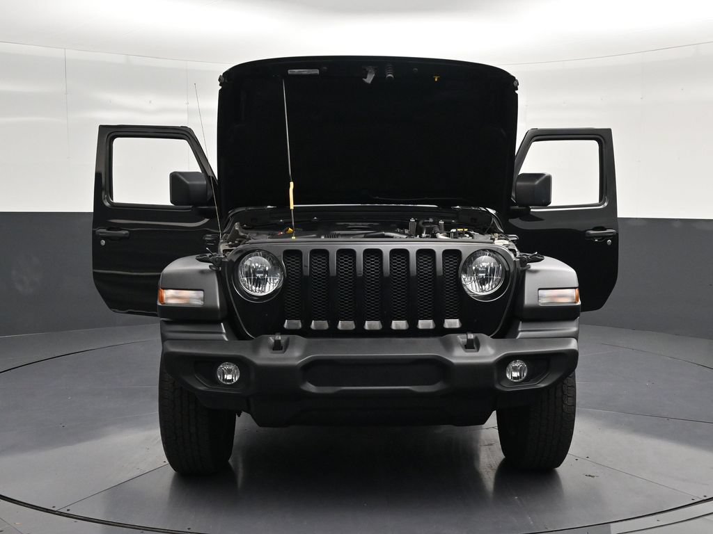 Used 2021 Jeep Wrangler Sport AWD/4WD image 34