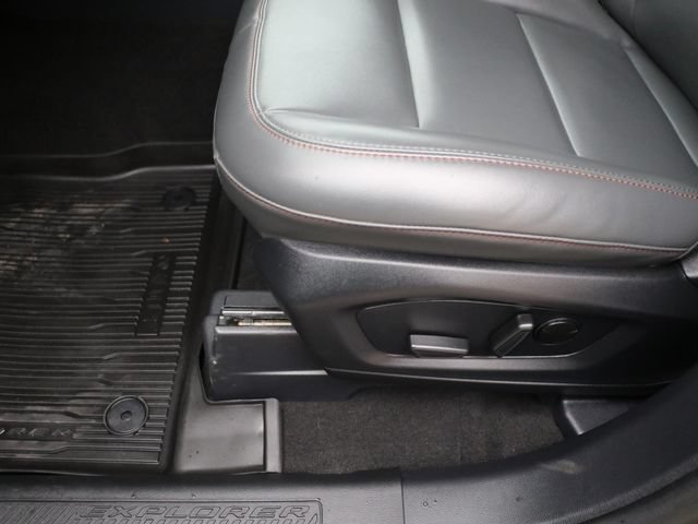 Used 2025 Ford Explorer Active w/ Active Comfort Package AWD/4WD image 20