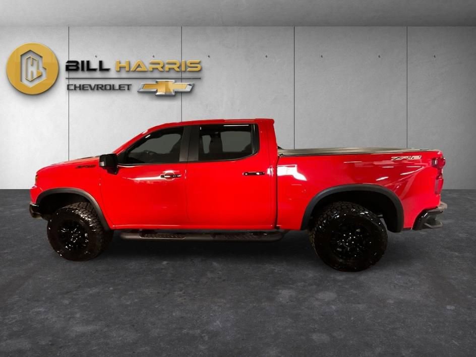 Used 2025 Chevrolet Silverado 1500 ZR2 w/ Dark Appearance Package image 24