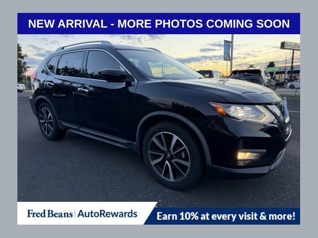 Used 2018 Nissan Rogue SL w/ Premium Package