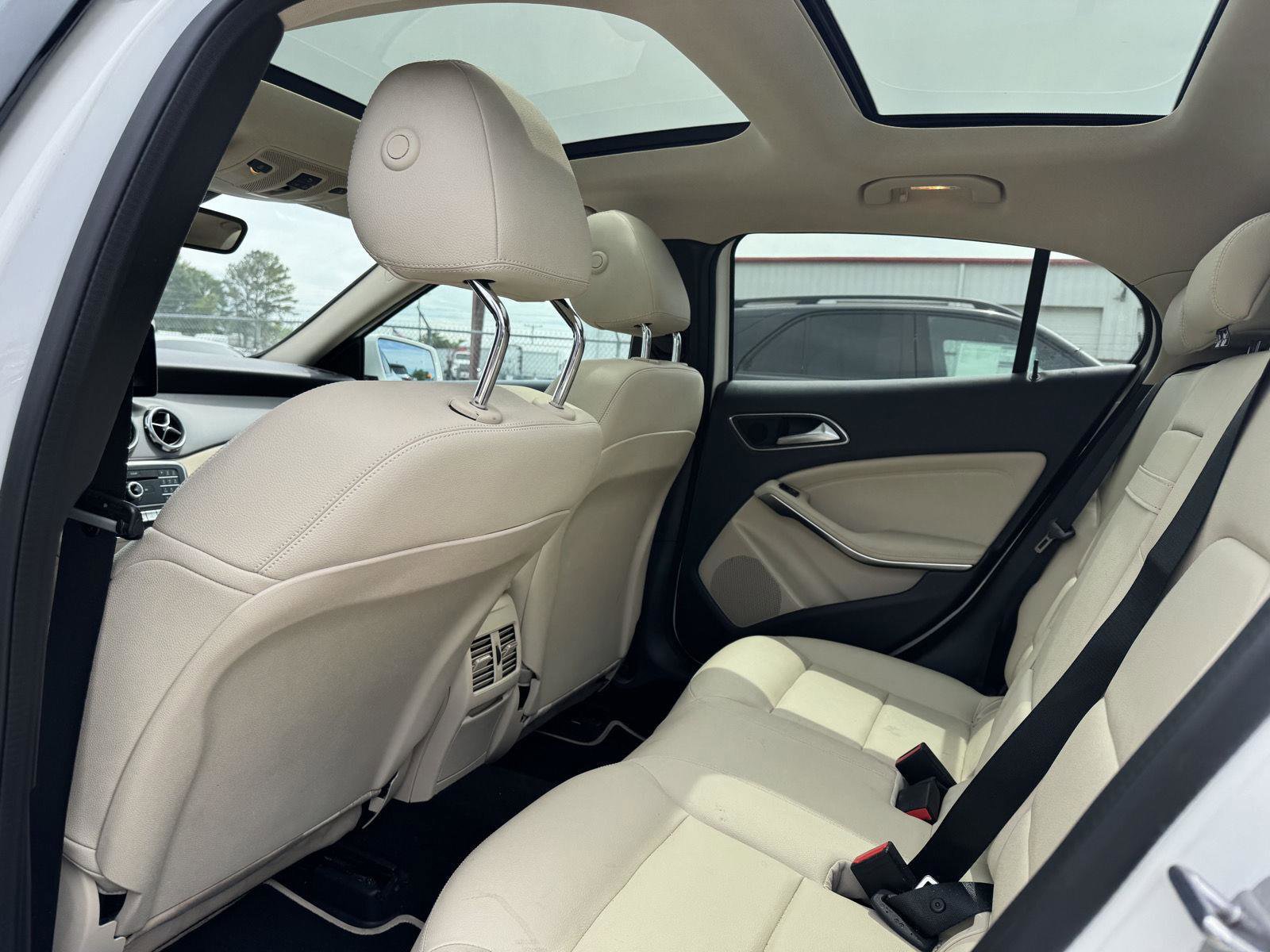 Used 2020 Mercedes-Benz GLA 250 image 13