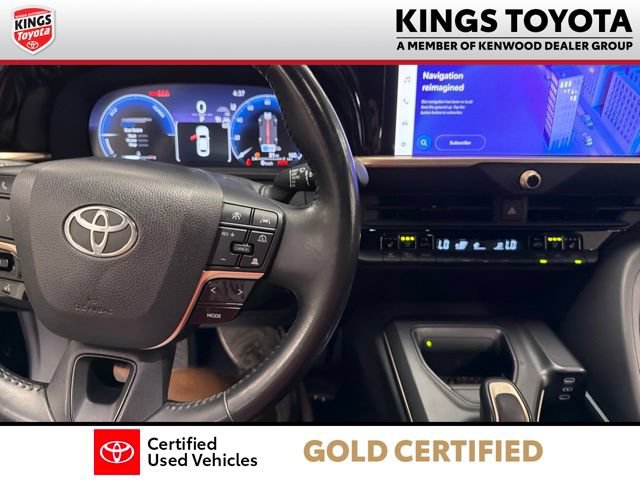 Used 2023 Toyota Crown AWD/4WD image 21