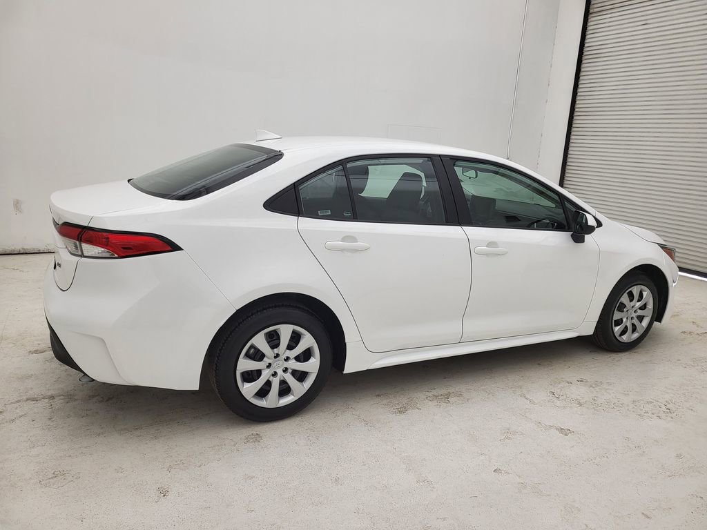 Used 2024 Toyota Corolla LE image 9