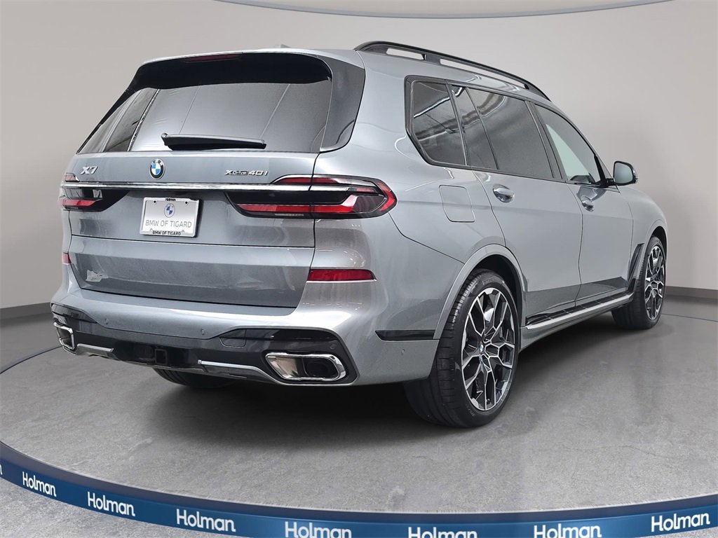 Used 2025 BMW X7 xDrive40i w/ M Sport Package image 6
