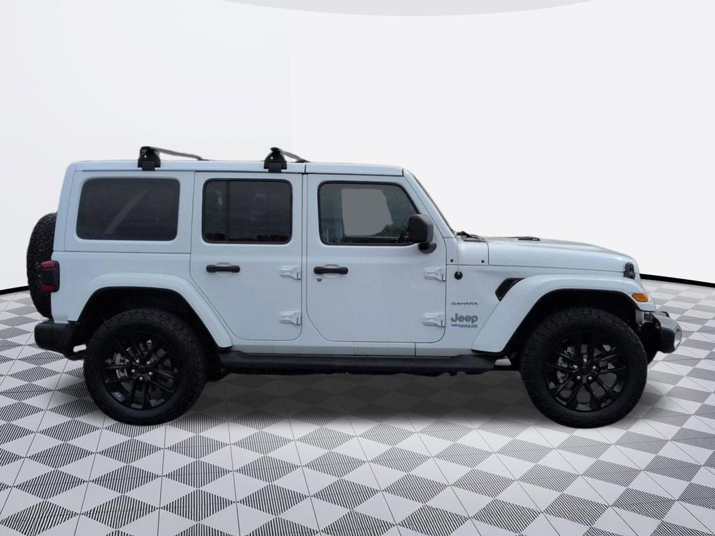 Used 2021 Jeep Wrangler Unlimited Sahara w/ Cold Weather Group AWD/4WD image 7
