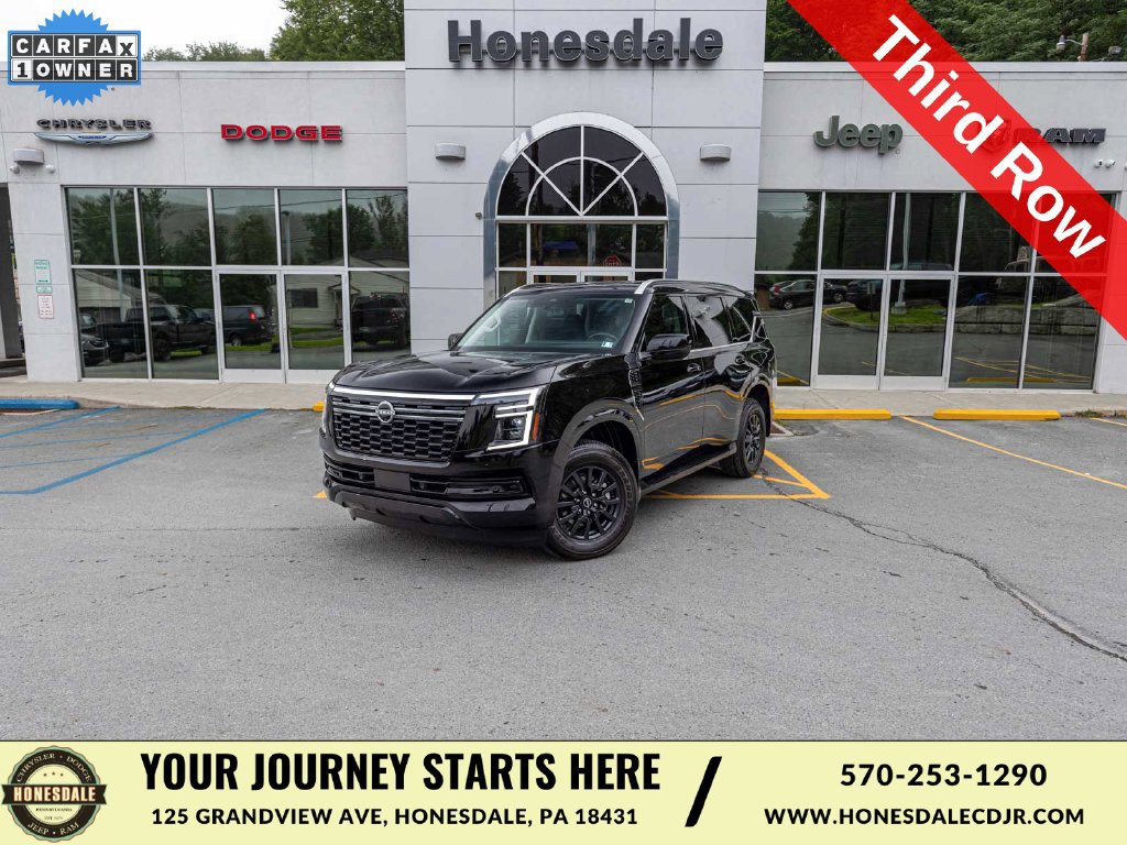 Used 2025 Nissan Armada SV AWD/4WD image 1