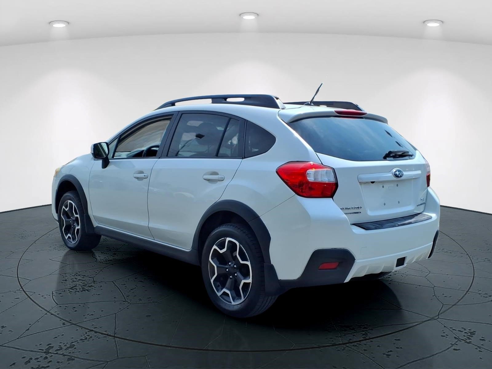 Used 2013 Subaru Crosstrek 2.0i Limited w/ Popular Pkg 1 AWD/4WD image 4