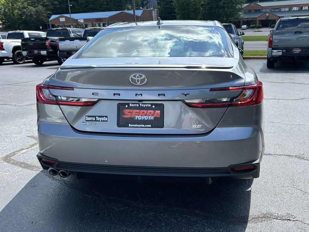 Used 2026 Toyota Camry SE FWD image 4