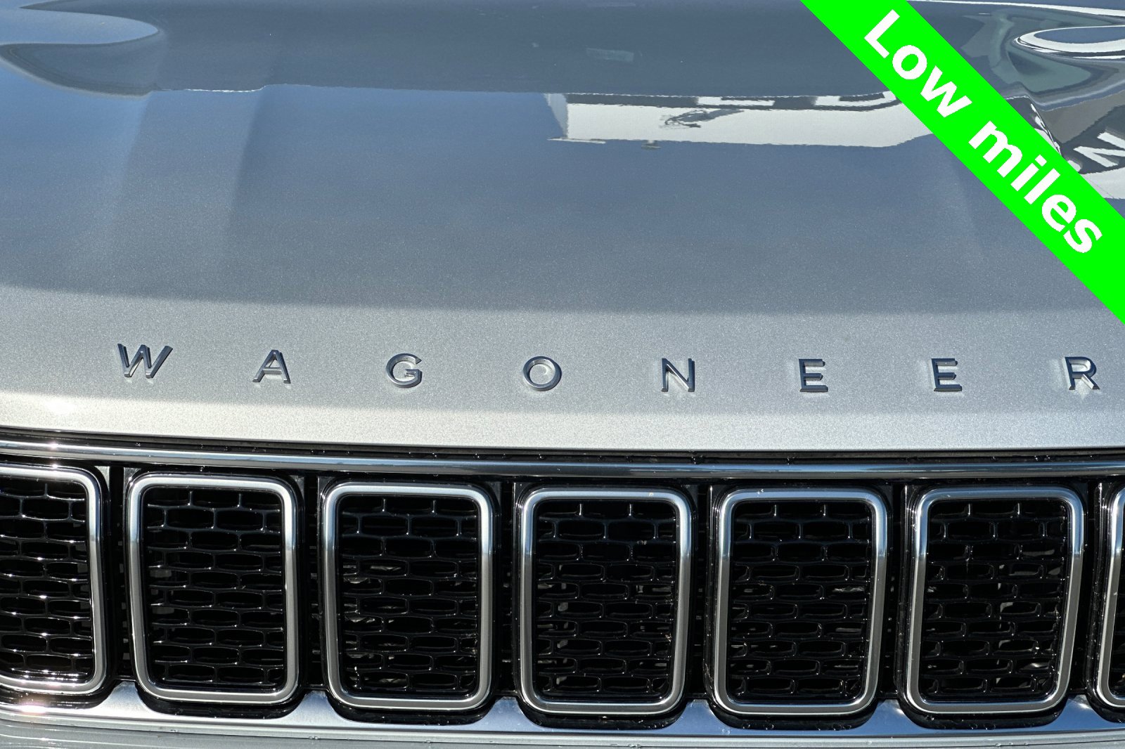 Used 2024 Jeep Wagoneer 4WD image 40