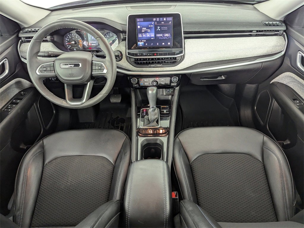 Used 2022 Jeep Compass Latitude image 15