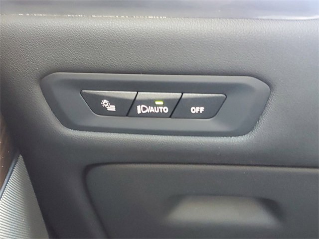 Used 2024 BMW X5 xDrive50e w/ Premium Package image 13