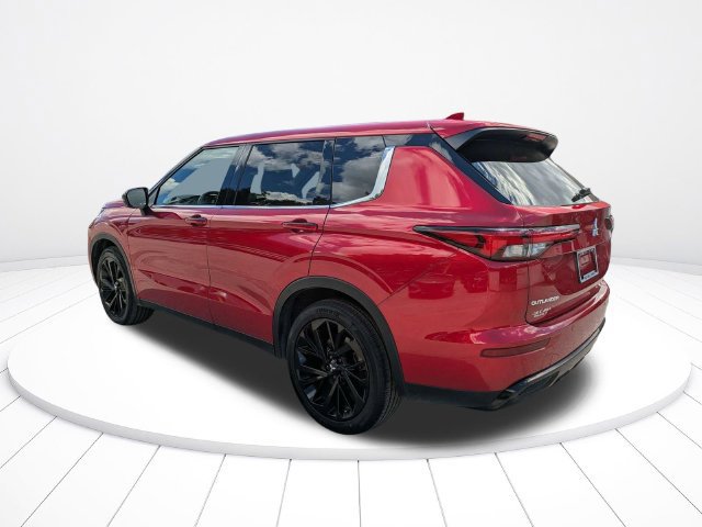 Used 2024 Mitsubishi Outlander FWD image 6