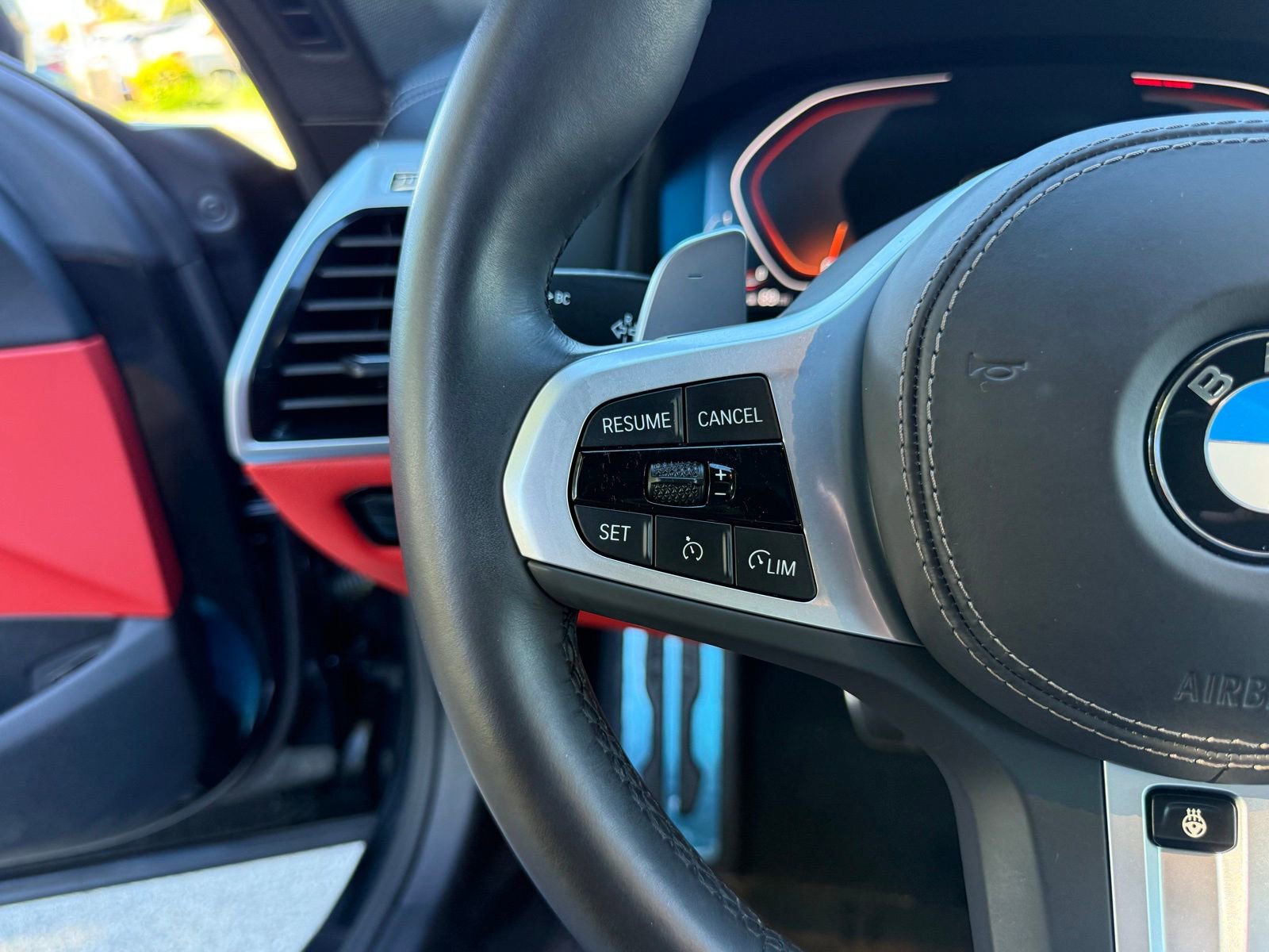 Certified 2025 BMW 840i Coupe w/ M Sport Professional Package image 24