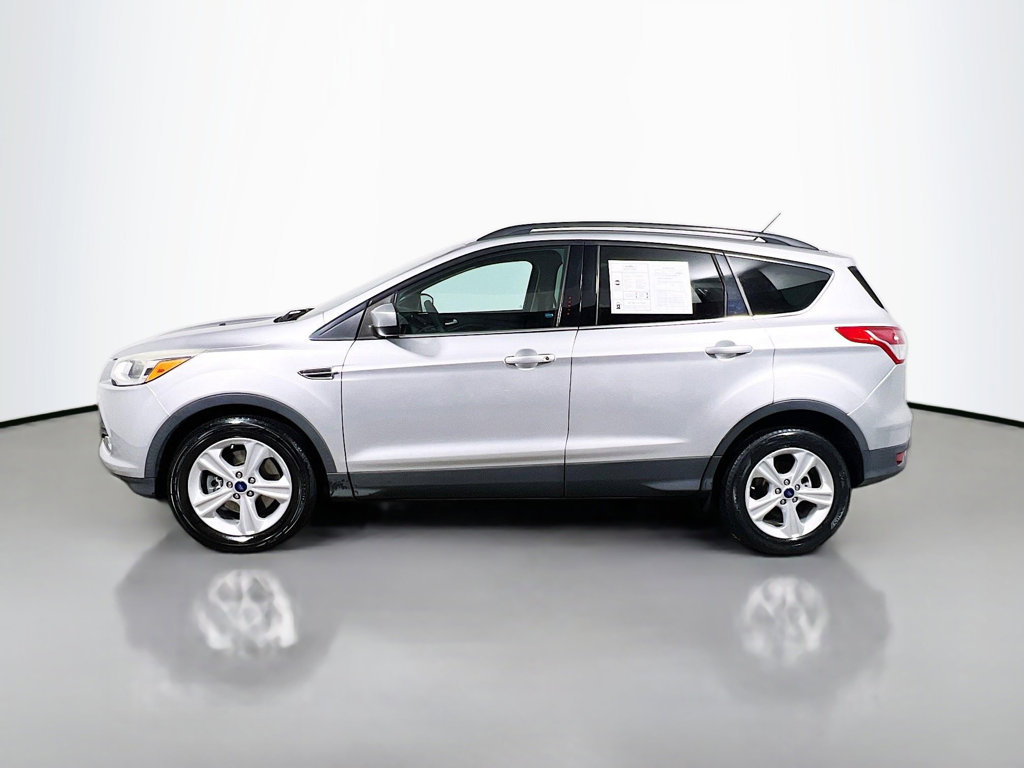 Used 2014 Ford Escape SE w/ Equipment Group 201A image 9