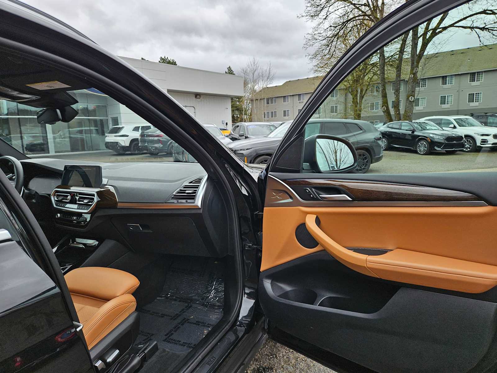 Used 2023 BMW X3 xDrive30i w/ Convenience Package image 10