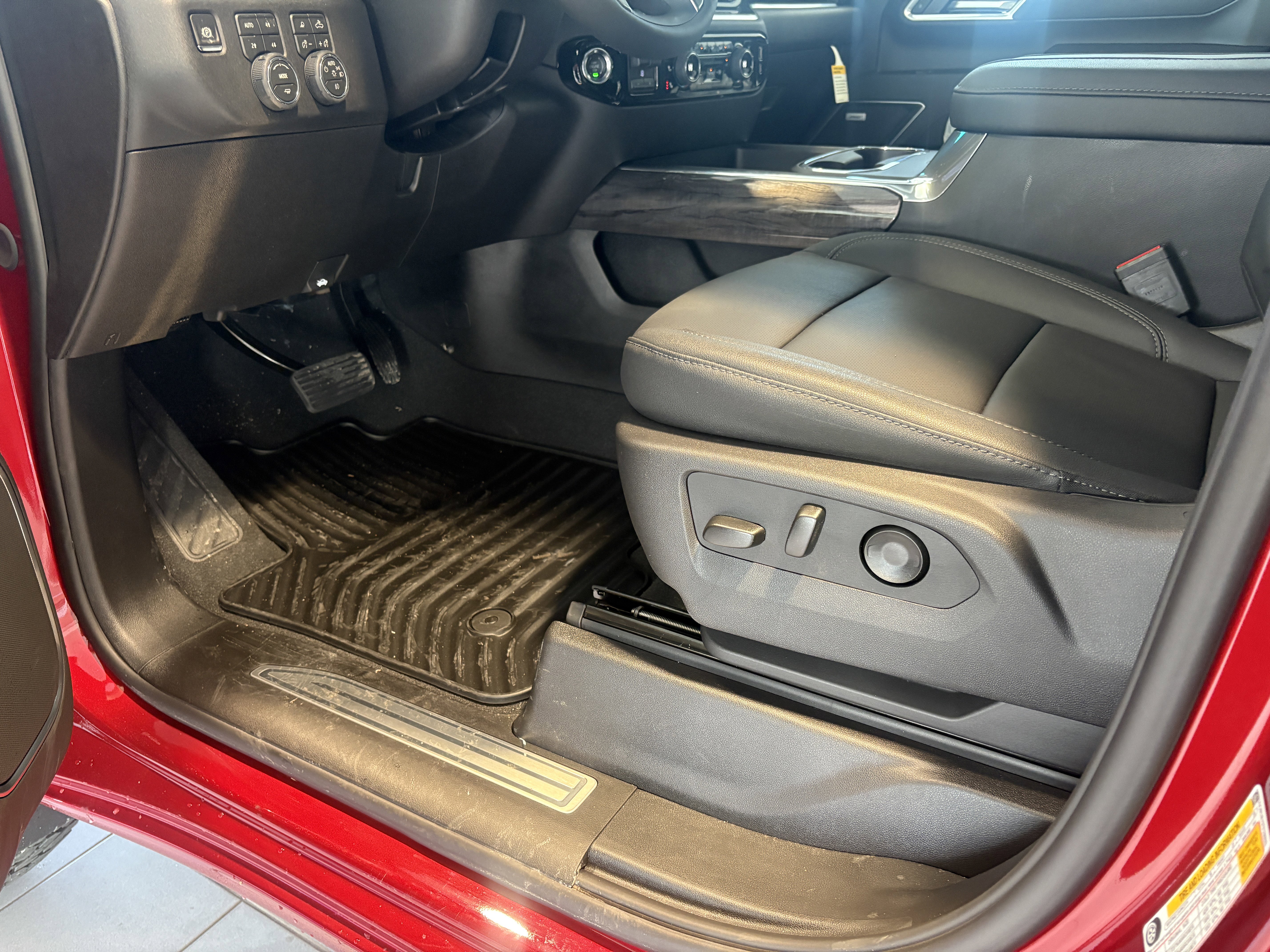 New 2026 Chevrolet Silverado 3500 LTZ w/ LTZ Plus Package image 7