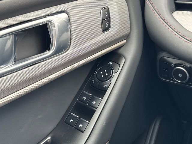 New 2026 Ford Explorer Active w/ Active Comfort Package AWD/4WD image 29