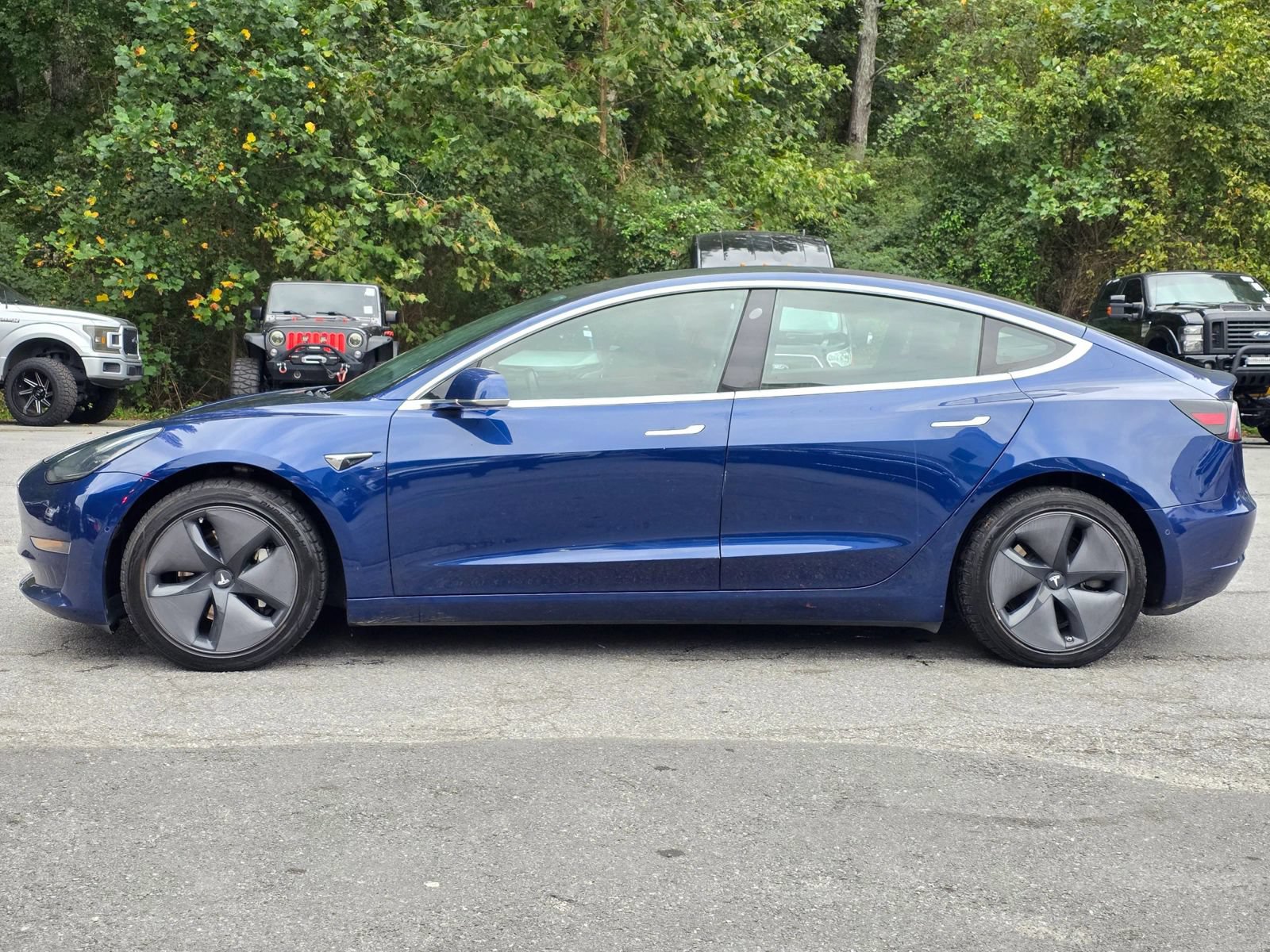 Used 2018 Tesla Model 3 Long Range RWD image 4