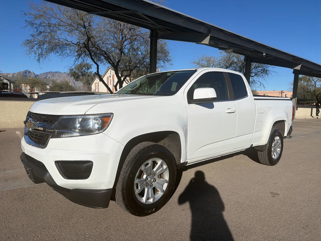 Used 2020 Chevrolet Colorado LT w/ Safety Package image 3