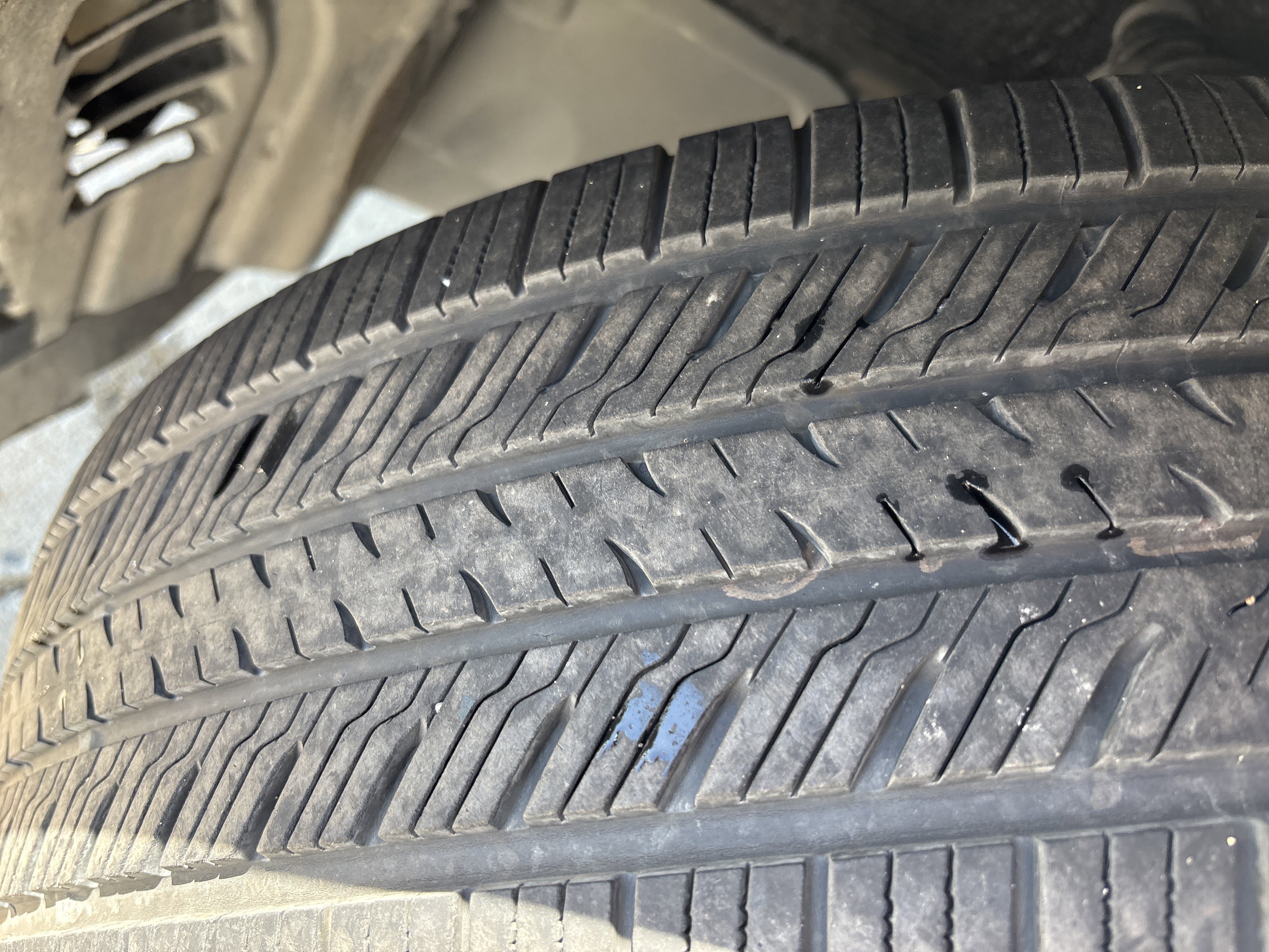 Used 2017 Toyota RAV4 XLE AWD/4WD image 32