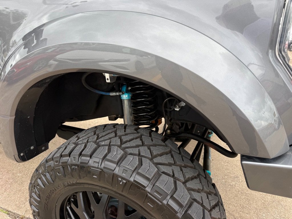 Used 2021 Ford F450 Platinum w/ FX4 Off-Road Package image 19