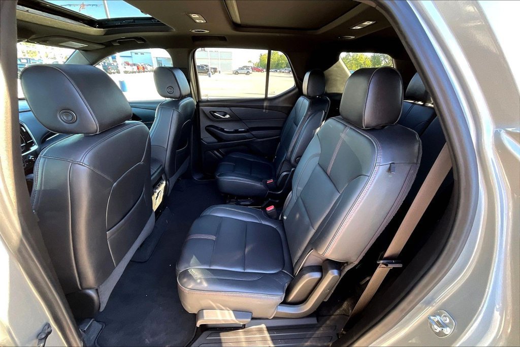 Used 2023 Chevrolet Traverse RS AWD/4WD image 6