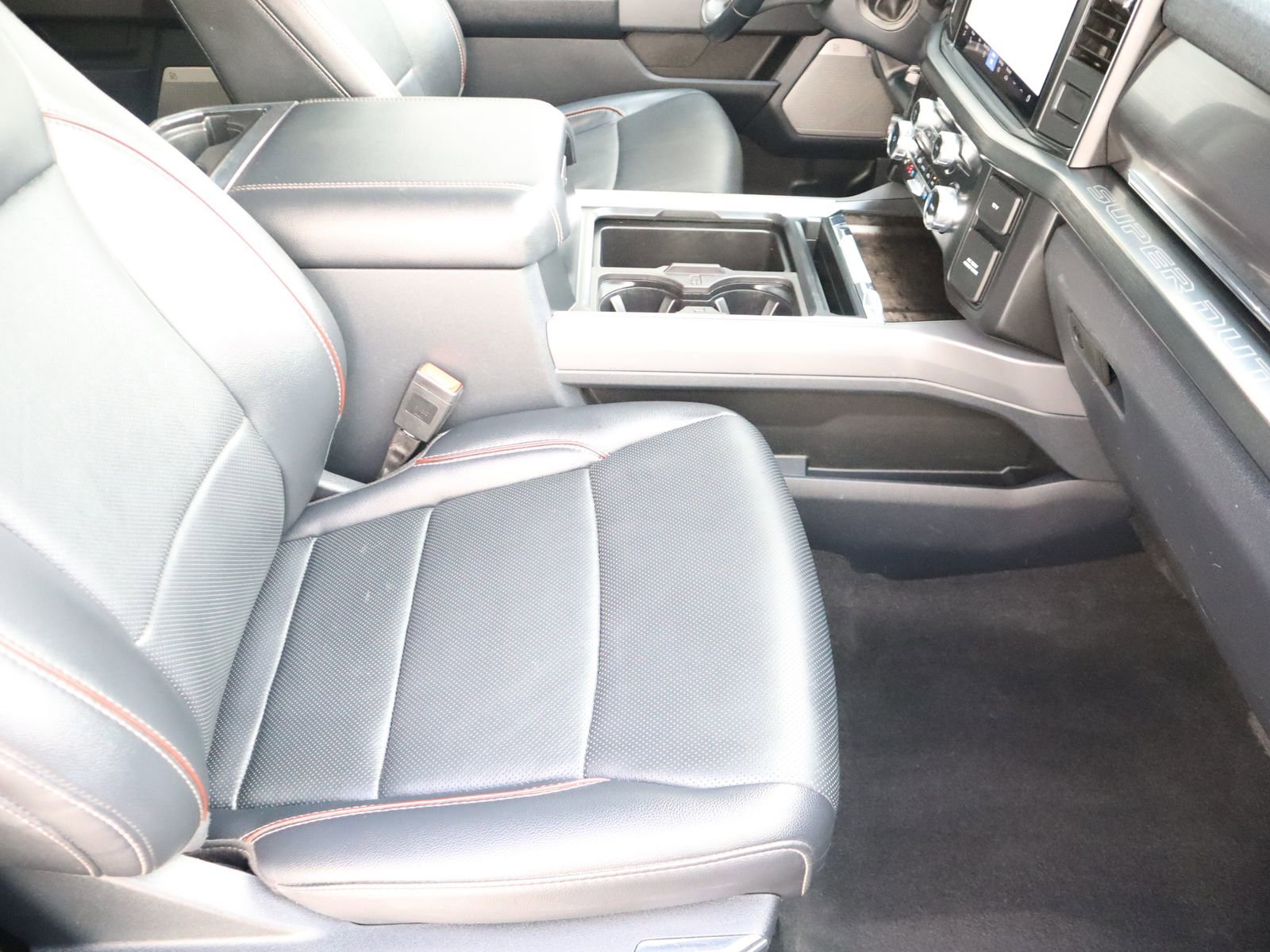 Used 2024 Ford F250 Lariat image 49