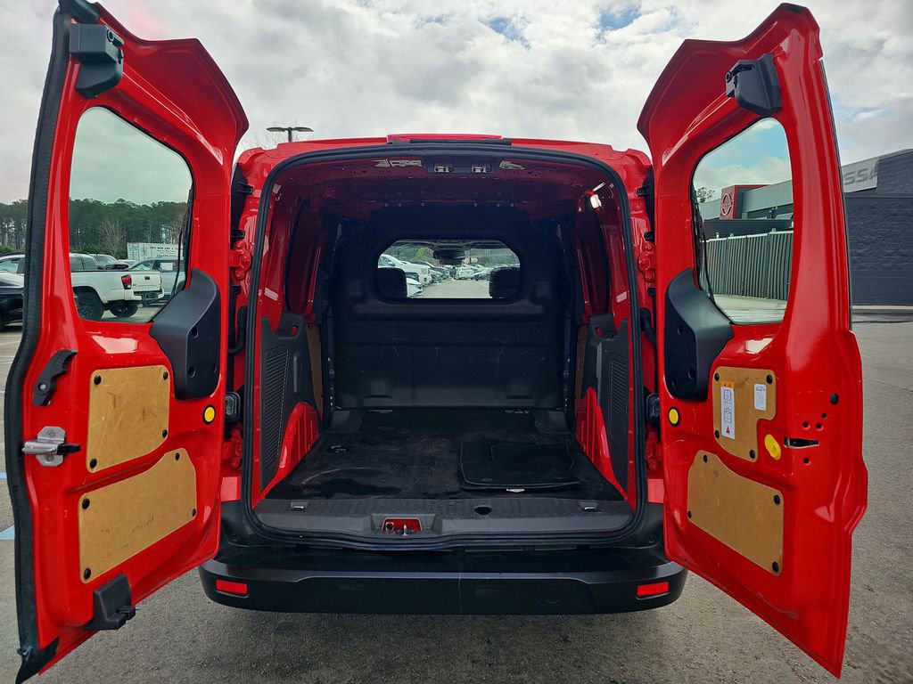 Used 2021 Ford Transit Connect XLT image 16