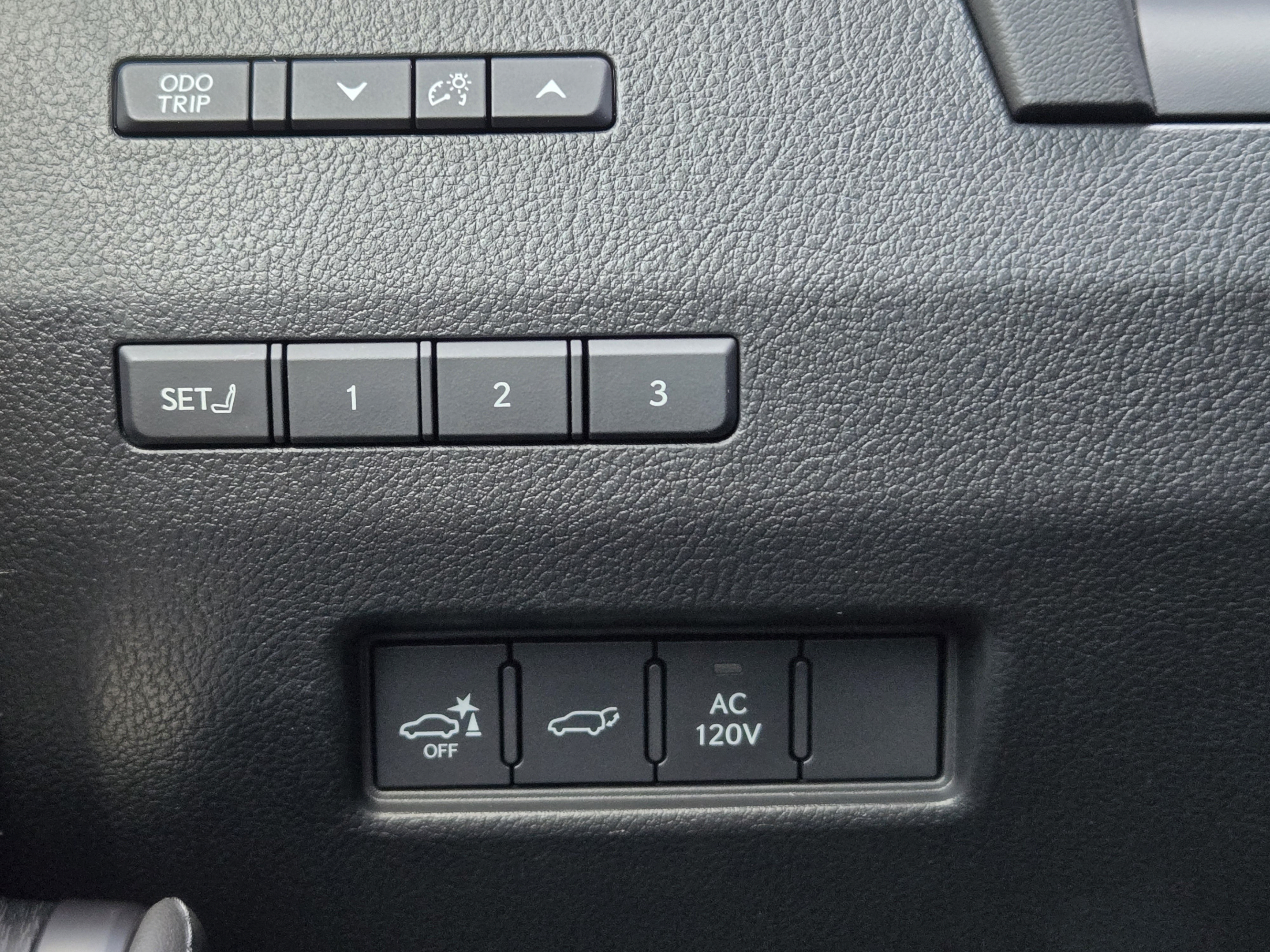Used 2024 Lexus GX 550 w/ Accessory Package (Z1) AWD/4WD image 21