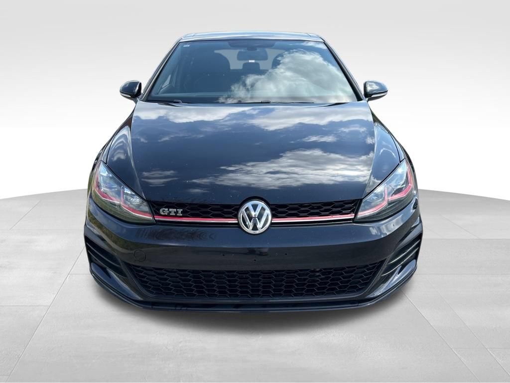 Used 2018 Volkswagen GTI SE image 3