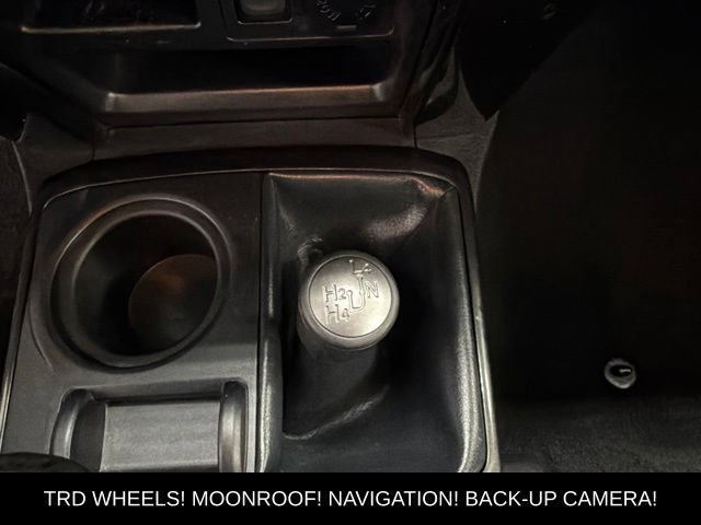 Used 2015 Toyota 4Runner Trail Premium AWD/4WD image 27