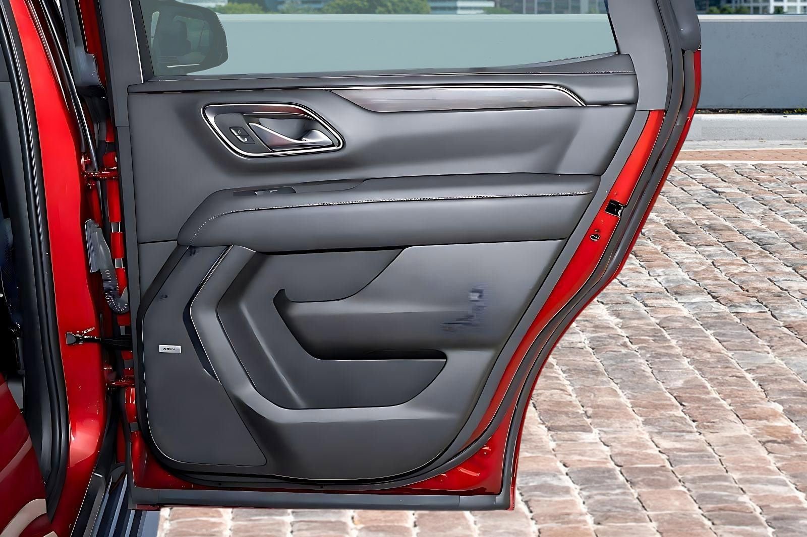 Used 2023 Chevrolet Tahoe LT w/ Luxury Package image 14