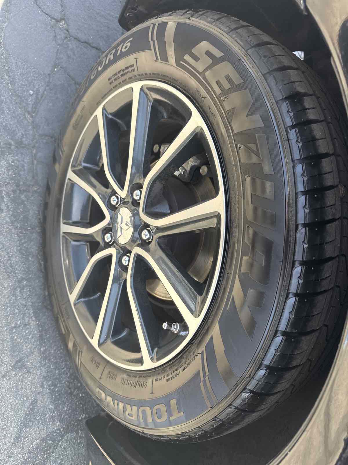 Used 2017 Mitsubishi Lancer ES image 10