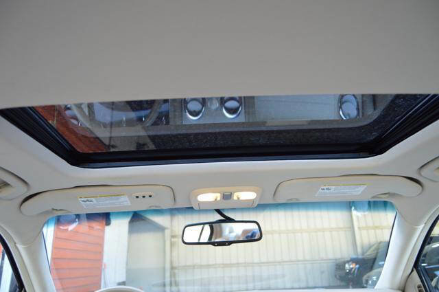 Used 2008 Lincoln MKZ image 24