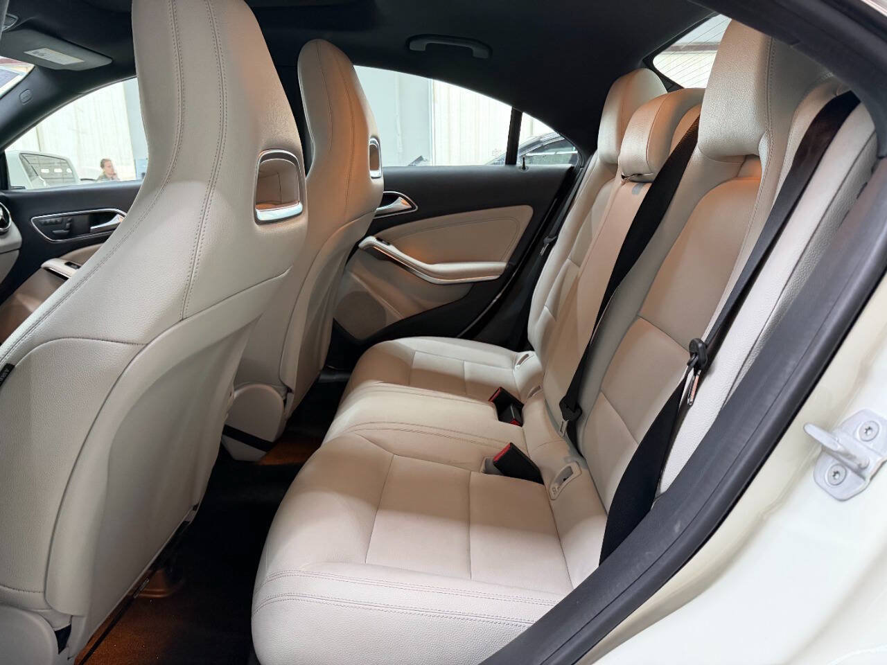 Used 2014 Mercedes-Benz CLA 250 image 13
