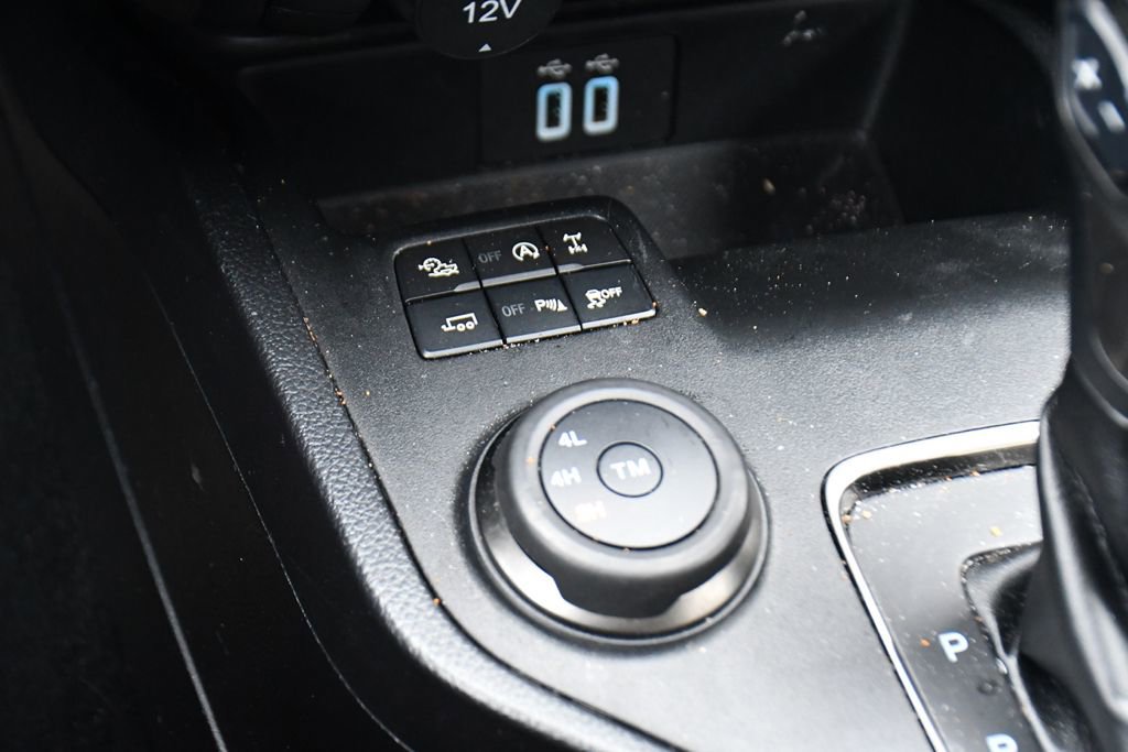 Used 2023 Ford Ranger Lariat w/ Tremor Off-Road Package image 30