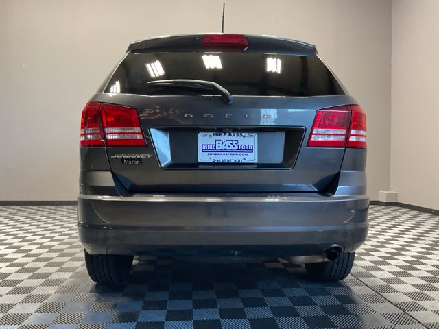 Used 2018 Dodge Journey SE w/ Connectivity Group FWD image 10