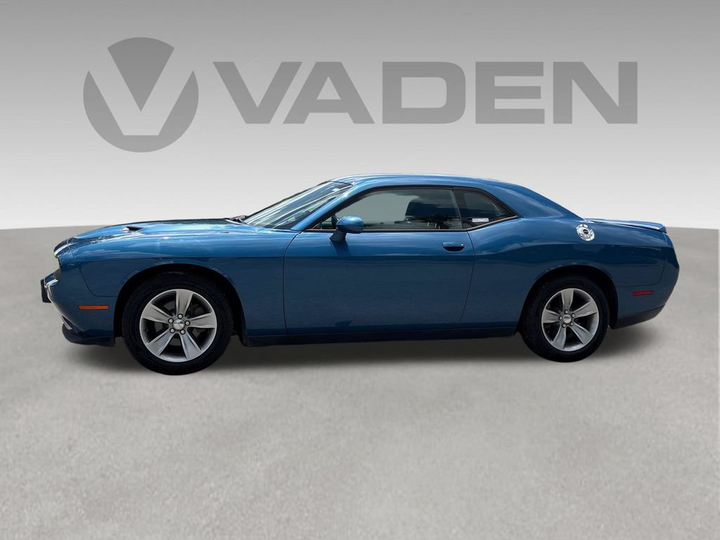 Used 2021 Dodge Challenger SXT RWD image 20