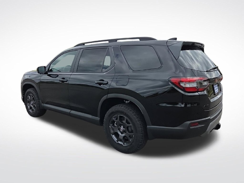 New 2026 Honda Pilot TrailSport image 6