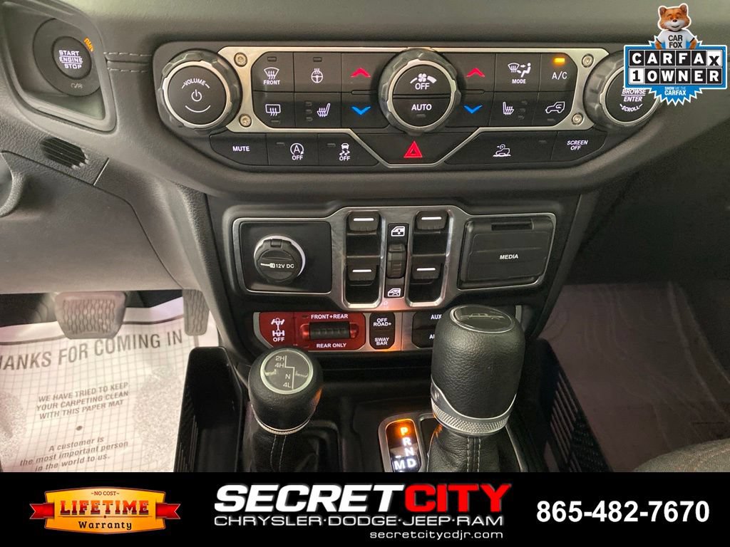 Used 2024 Jeep Gladiator Rubicon w/ Technology Group AWD/4WD image 22