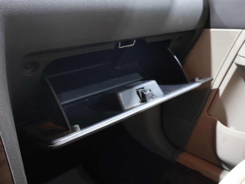 Used 2008 Ford Taurus SEL image 27