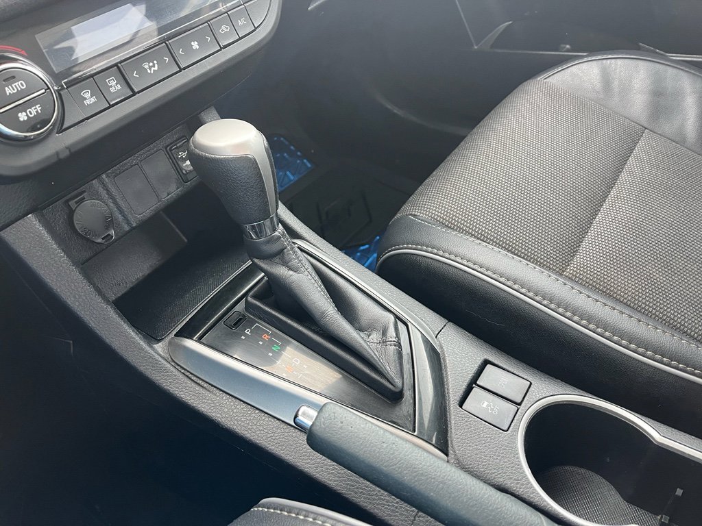 Used 2015 Toyota Corolla S image 17